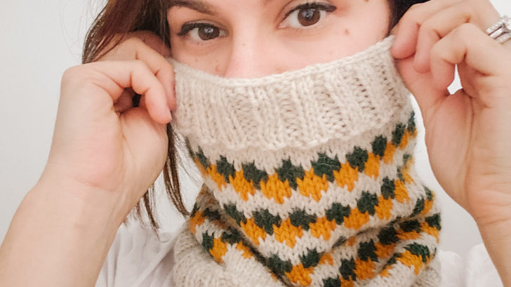 Pod Stitch Cowl Knitting Pattern - KnitCraft